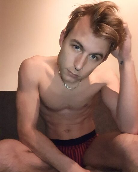 JurreBla nude pornstar image