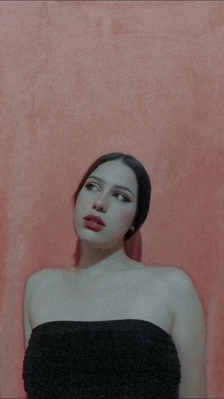 Minnie kitty model nude photos