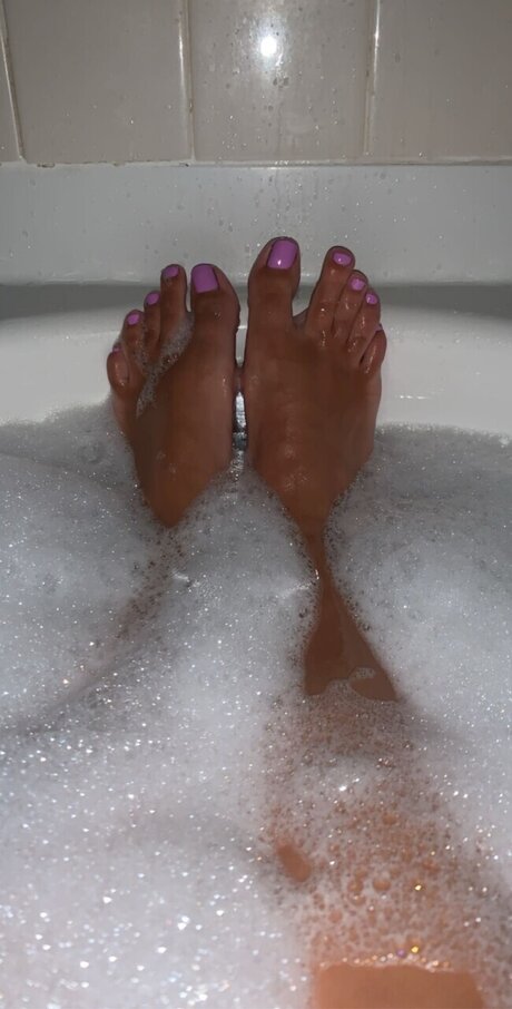 Bailey Hoerning model naked pic