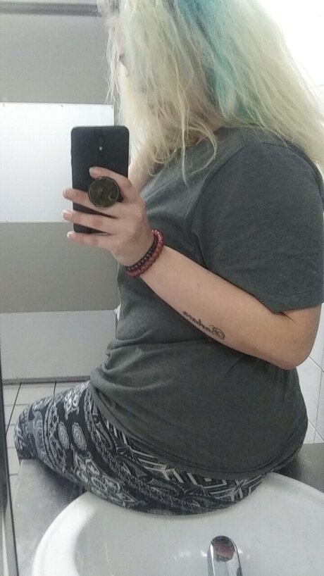 Charlie Bohannon pretty actress pics