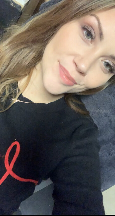 Kitten Two13 exclusive model archive