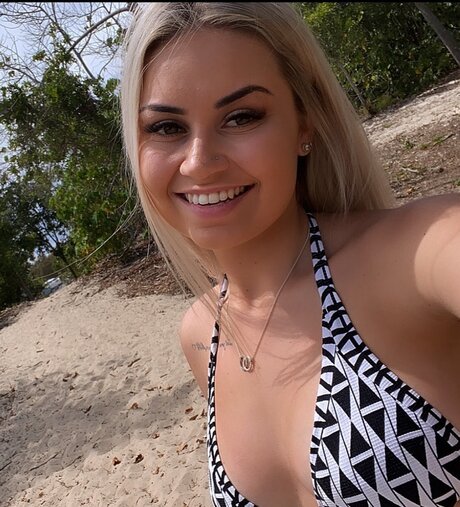 Keels_ star adult photo