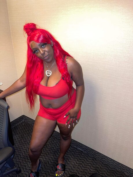 ChocolateeSlu_ xxx actress img