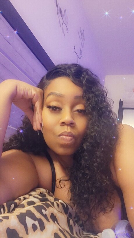 Nena Nice art star gallery