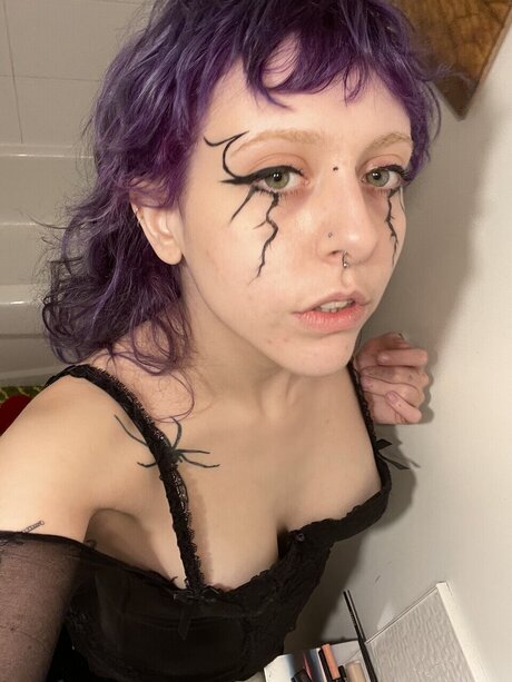 Loralie naked actress archive