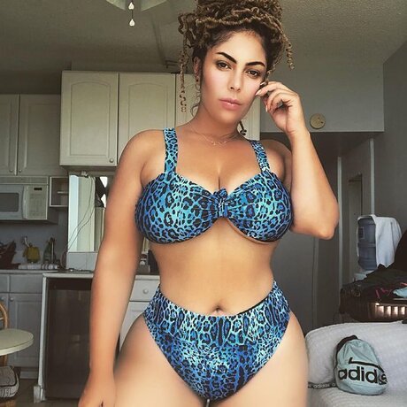 itstalaxo pornstar hd img