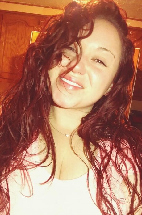 Sweeetiieee nudes actress img