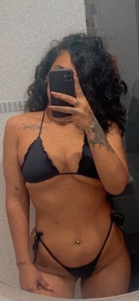 bandida model adult archive