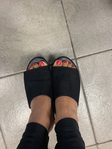 LEXY THEM SIZE 5 star exclusive pics