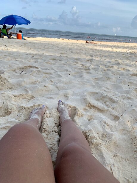 Bloom girl model hd photo