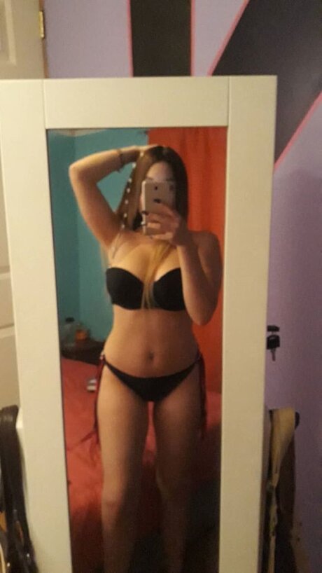 nikol pornstar exclusive image