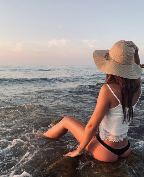 DoTeMiO pornstar nudes picture