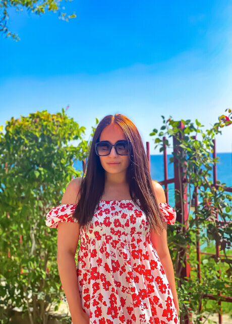 English with Miss Tania pretty actress galleries