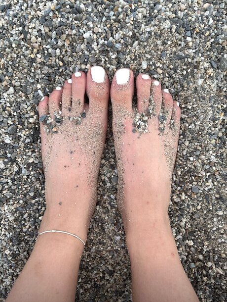 BeatrisFeet star top images