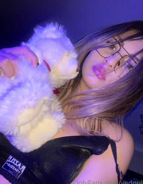 medium tits onlyfans erotic images