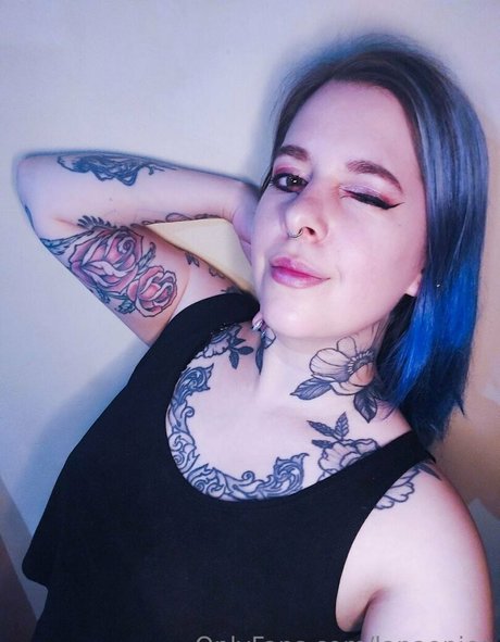 lanaonice naked actress picture