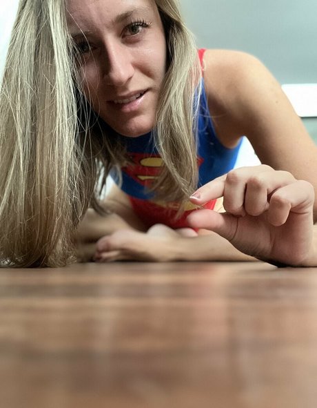 giantesstara pornographic star gallery