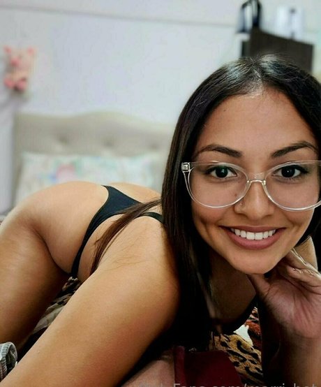 marri hot naked model picture