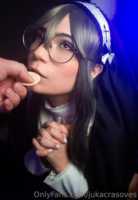 jukacrasoves model hot pic