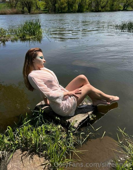 siireenaa perfect star photo