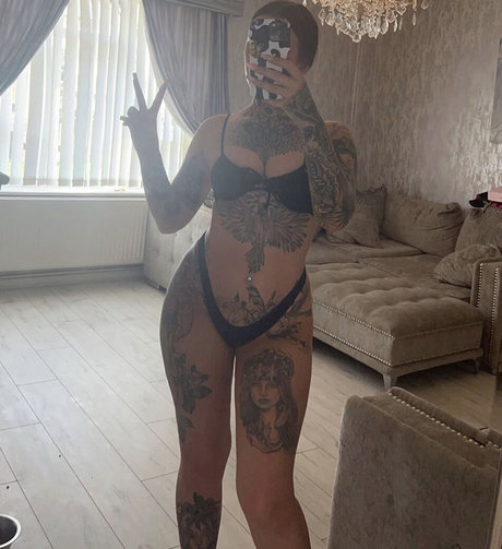 teen ladyboy onlyfans hot image