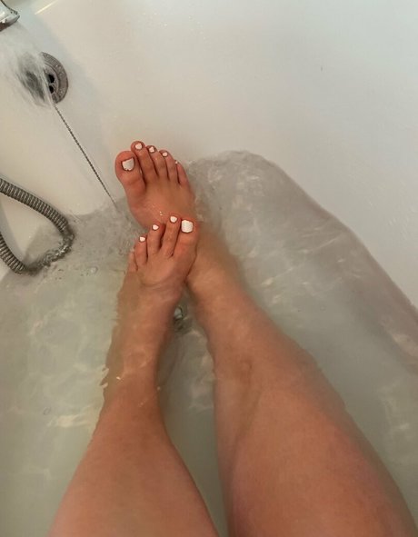 scarlett skye naked model image