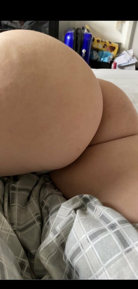 scarlett skye star exclusive photo