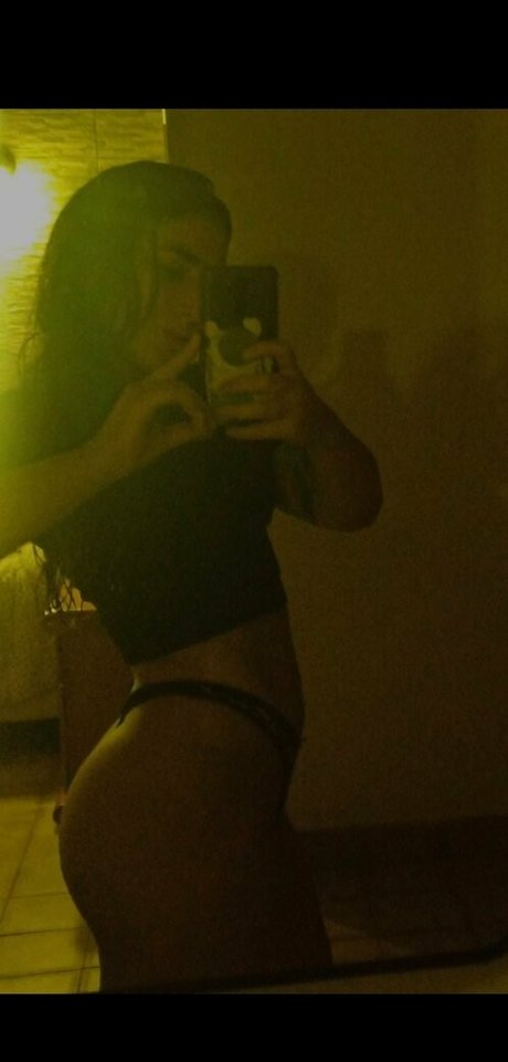 bitchpleassse exclusive model pic