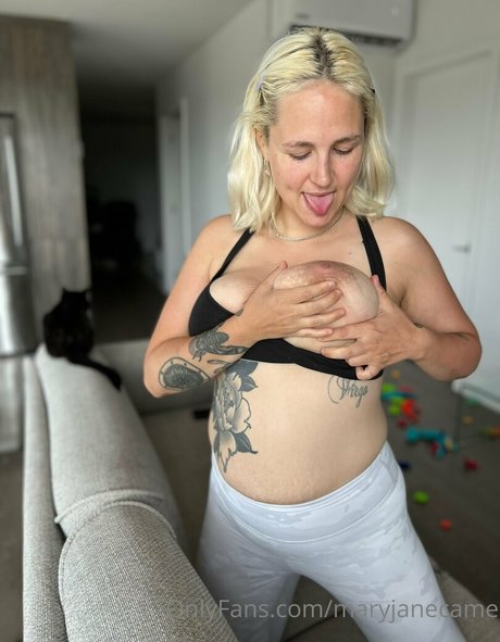 maryjanecame perfect model img