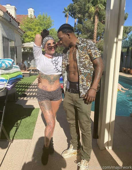 majorwork model sexy pic