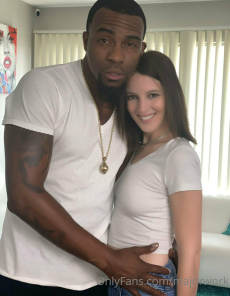 majorwork exclusive model pics