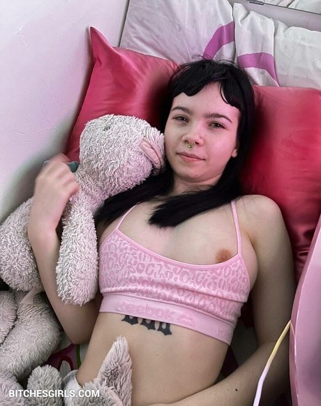 Xxvioletaddamsxx pornstar adult galleries