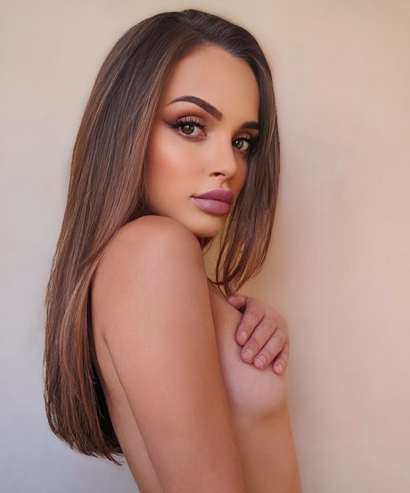 topfreeonlyfans model photo