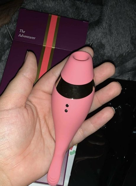 blonde cum onlyfans hot sexy image