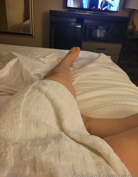 tezout adult actress gallery