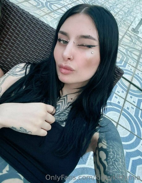 kinkykittymia perfect model galleries