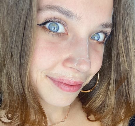 naked trans onlyfans nude image