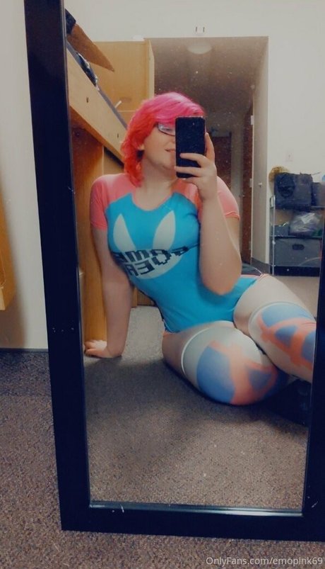 emopink69 model erotic pic