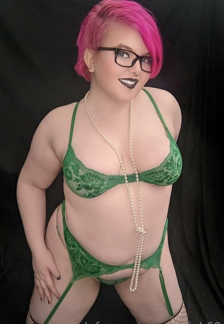 emopink69 pornographic actress img