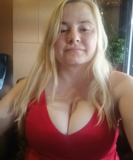 Dejana Savi hot model pics