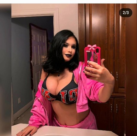 MariaTrevino sexy pornstar photos