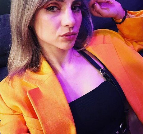 laure bv beautiful pornstar photo