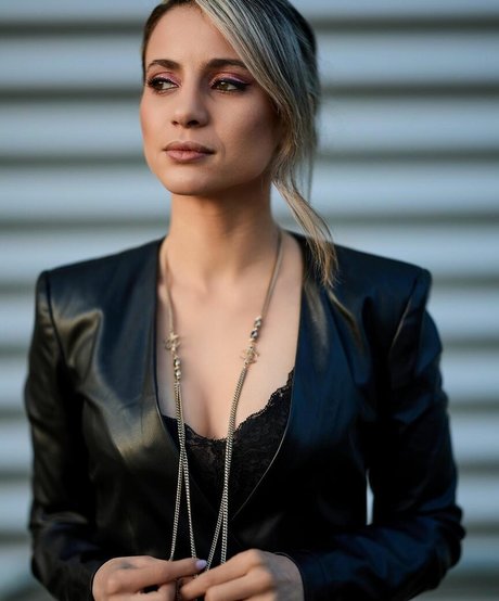 laure bv porn model images