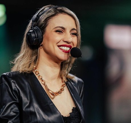 laure bv perfect star archive