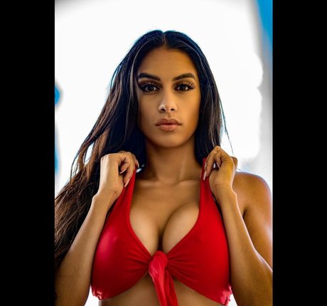 Olivia Rae sexy pornstar image