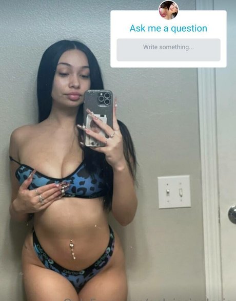 luxuraa free pornstar image