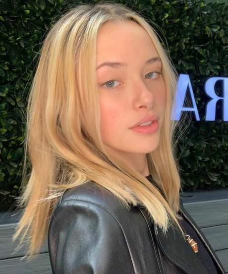 Lola Losada nude star pictures