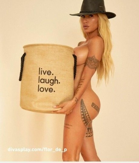 mom solo onlyfans naked image