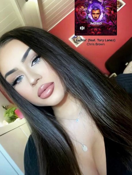 Fiona Schramm sex star images