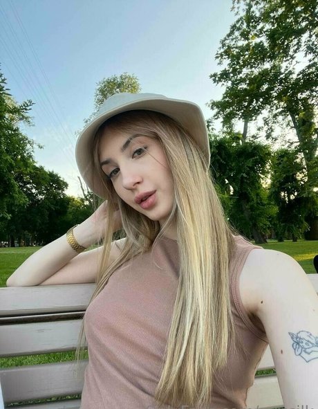 mrssilk erotic pornstar images